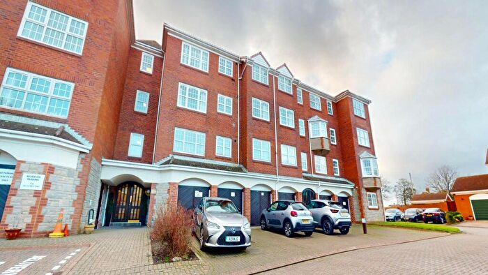 2 Bedroom Flat For Sale In Rockcliffe, South Shields, Tyne And Wear, NE33