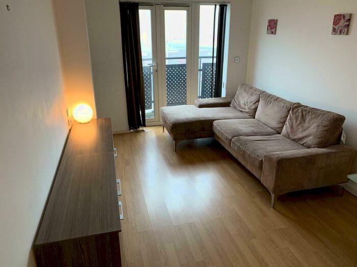 1 Bedroom Apartment To Rent In HIve, Masshouse Plaza, Birmingham, B5