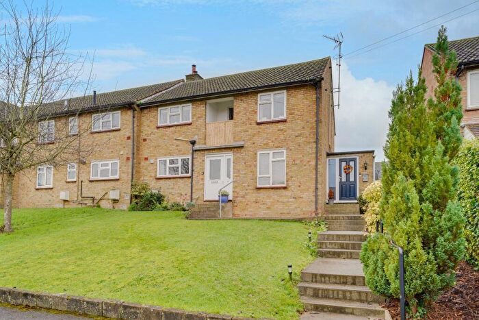 2 Bedroom Maisonette For Sale In Dixies Close, Ashwell, SG7
