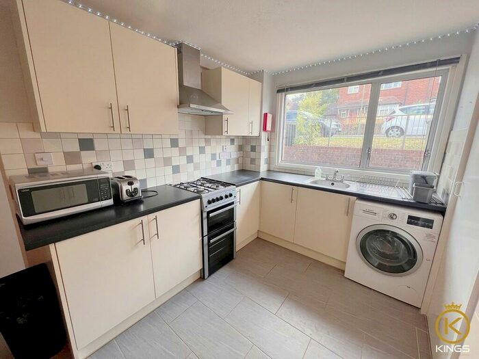 5 Bedroom Terraced House To Rent In Park Barn Drive, Guildford, GU2