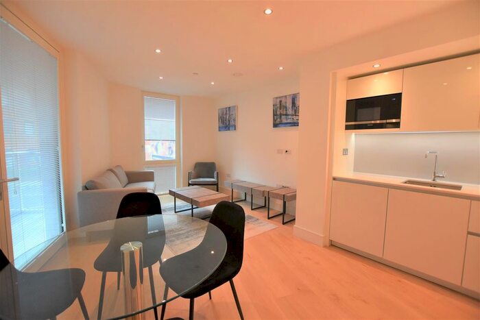 2 Bedroom Flat To Rent In Severn Court, West Drayton, UB7