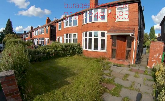 5 Bedroom Semi-Detached House To Rent In Parrs Wood Road, Didsbury, Manchester M20