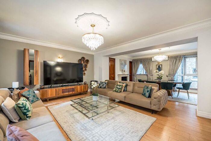 5 Bedroom Terraced House To Rent In Brick Street, Mayfair, W1J