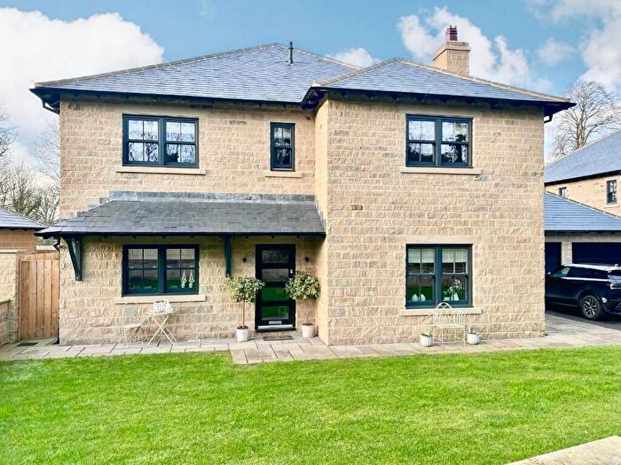 5 Bedroom Detached House To Rent In Woodlands Lane, HG5