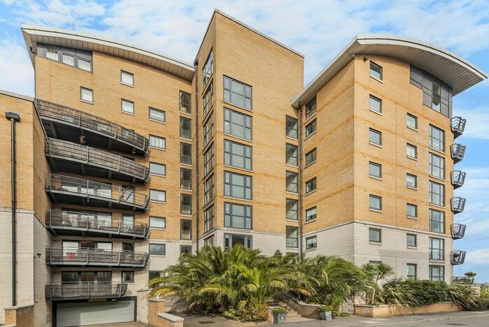 2 Bedroom Flat To Rent In Greenfell Mansions, Glaisher Street, London, SE8