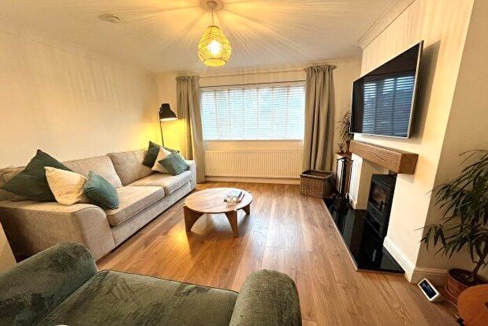 3 Bedroom Property To Rent In Deepdale Avenue, Manchester, M20