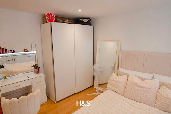 2 Bedroom Maisonette For Sale In Sandy Hill Road, Shirley, B90