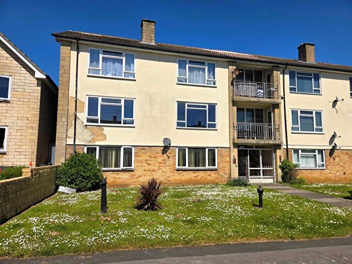 2 Bedroom Flat For Sale In Weller Road, Corsham, SN13