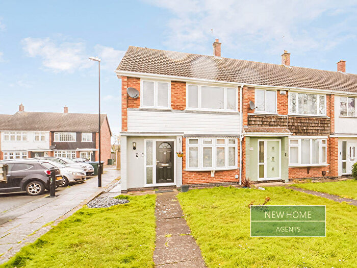 3 Bedroom End Of Terrace House For Sale In Thirlmere Close Coventry, CV4