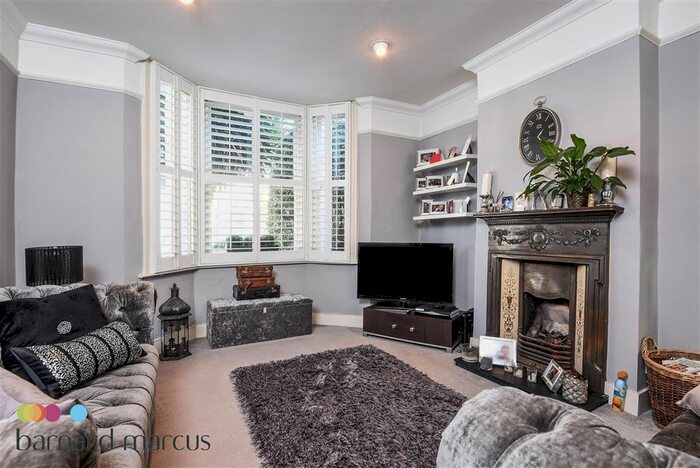 2 Bedroom Property To Rent In Devonshire Road, London W4