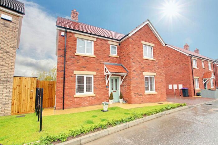 4 Bedroom Detached House For Sale In Dales Avenue, Mablethorpe, LN12