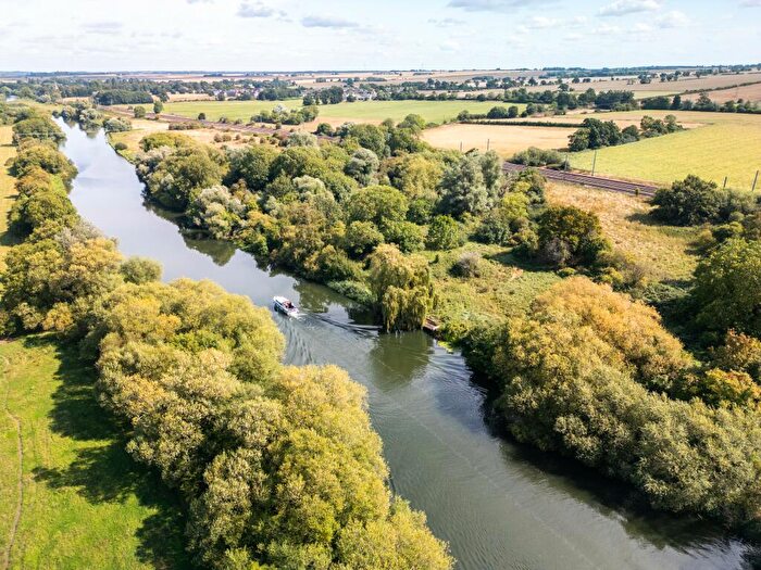 Detached House For Sale In Bankside, Great Paxton, St. Neots, Cambridgeshire, PE19