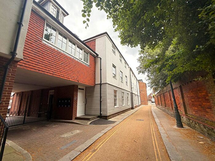1 Bedroom Flat To Rent In Church Lane, Canterbury, CT1