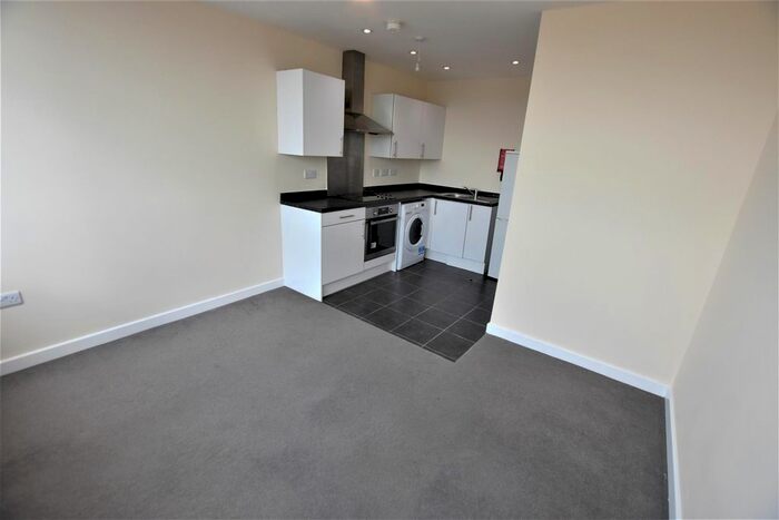 1 Bedroom Flat To Rent In St. Georges Retail Park, St. Georges Way, Leicester, LE1