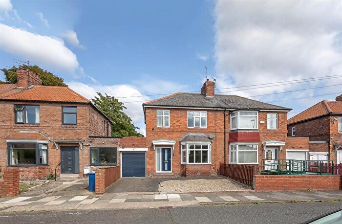 2 Bedroom Semi Detached House To Rent In Hilden Gardens, High Heaton, Newcastle Upon Tyne, NE7