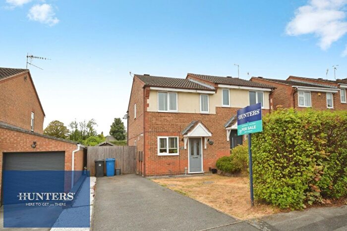 2 Bedroom Semi Detached House For Sale In Acacia Avenue, Hollingwood, Chesterfield, S43