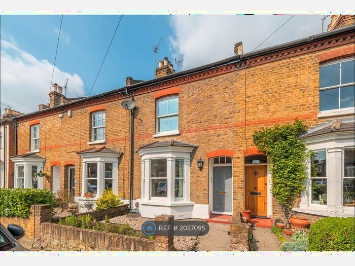 3 Bedroom Terraced House To Rent In Heathfield South, Twickenham, TW2