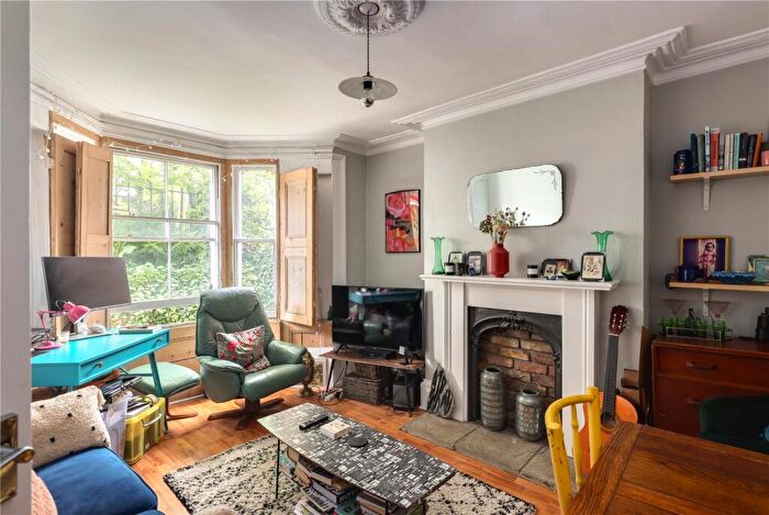 1 Bedroom Flat To Rent In Killowen Road, Victoria Park, London, E9