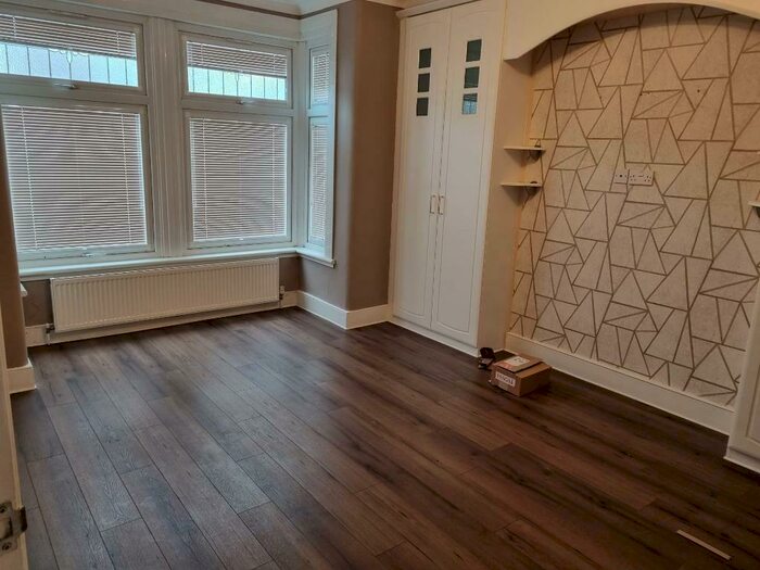 4 Bedroom Terraced House To Rent In Wilmington Gardens, Barking, London, IG11