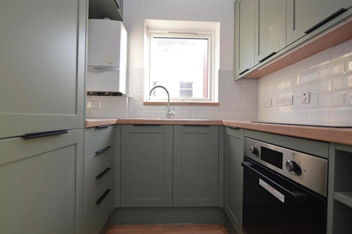 2 Bedroom House To Rent In Aylsham Road, Norwich, NR3