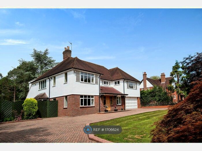 4 Bedroom Detached House To Rent In Linksway, Northwood, HA6