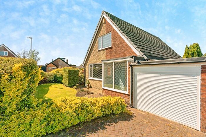 3 Bedroom Semi-Detached House For Sale In Larkhill Avenue, Burnley, Lancashire, BB10