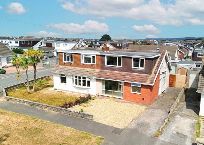 4 Bedroom Semi-Detached House For Sale In Bredenbury Gardens, Porthcawl, CF36
