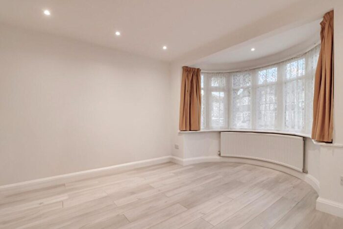 3 Bedroom Terraced House To Rent In Kenmore Avenue, Harrow, HA3