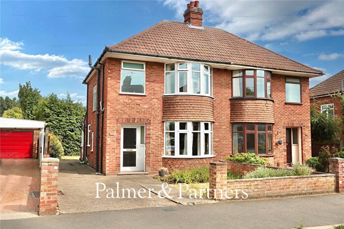 3 Bedroom Semi Detached House For Sale In Ashcroft Road, Ipswich, Suffolk, IP1