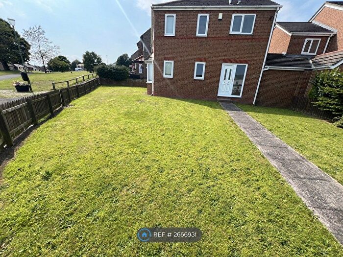3 Bedroom End Terrace House To Rent In Victoria Mews, Easington Village, Peterlee, SR8
