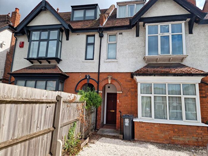 1 Bedroom Flat To Rent In Emscote Road, Warwick, CV34