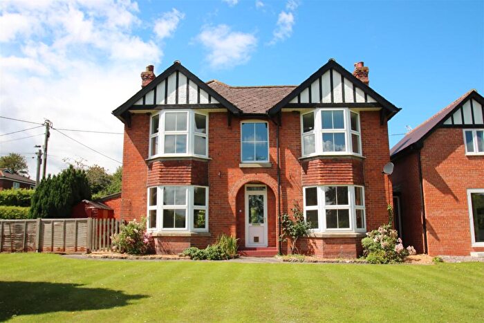 3 Bedroom House To Rent In High Street, Great Cheverell, Devizes, SN10