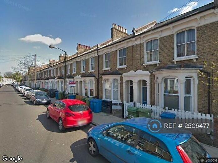 4 Bedroom Terraced House To Rent In Pennethorne Road, London, SE15