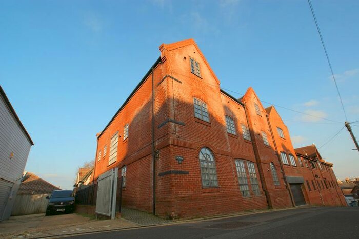 1 Bedroom Flat To Rent In Upper Norwich Road, Bournemouth, BH2