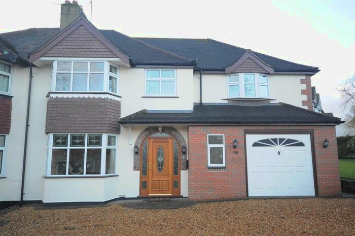4 Bedroom Semi-Detached House To Rent In Lincoln Avenue, Clayton, Newcastle -Under-Lyme, ST5