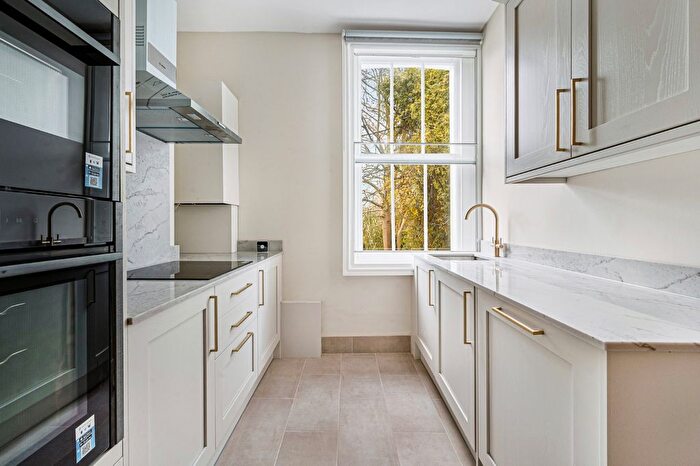 3 Bedroom End Terrace House To Rent In Grove Park Terrace, Grove Park, W4