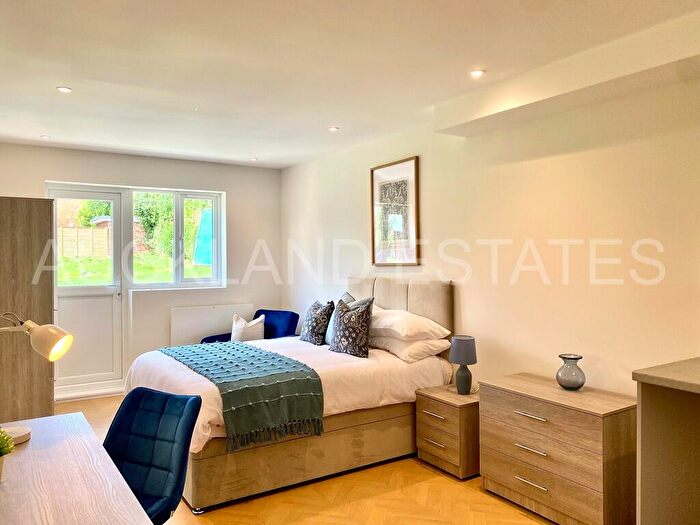 Studio To Rent In Tempest Avenue, Potters Bar, EN6