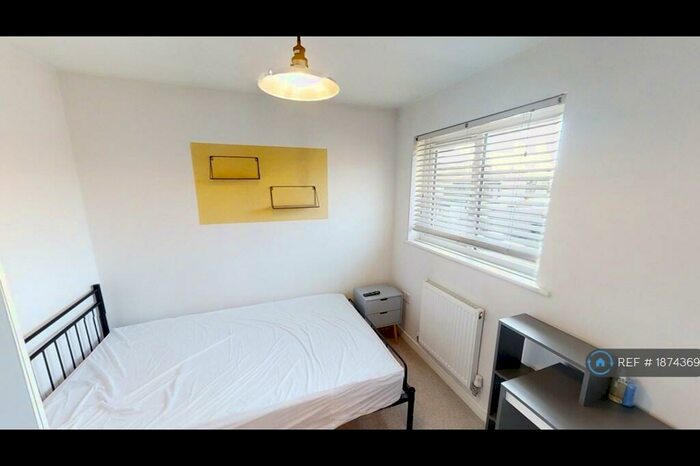 4 Bedroom Terraced House To Rent In Sandown Road, Filton, Bristol, BS34