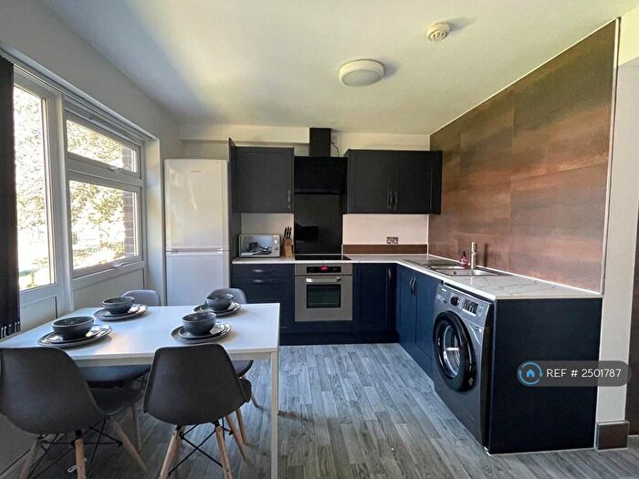 4 Bedroom Terraced House To Rent In Ashmoor Street, Preston, PR1