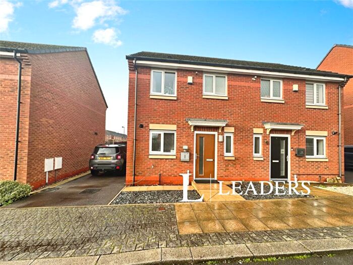 2 Bedroom Semi Detached House To Rent In Brierfield Way, Stoke-on-Trent, Staffordshire, ST1