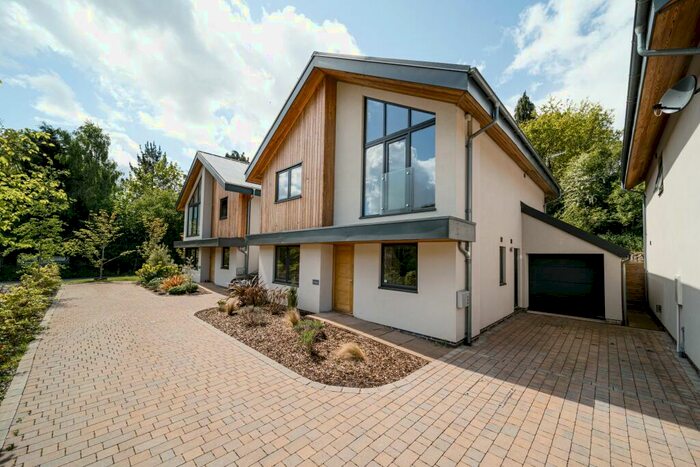 4 Bedroom Detached House For Sale In Woodlands Alphin Rise, Pocombe Bridge, Exeter, EX4