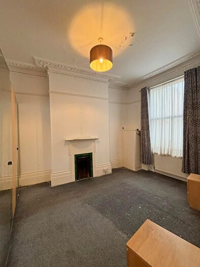 1 Bedroom Flat To Rent In St Aubyns, Hove, BN3