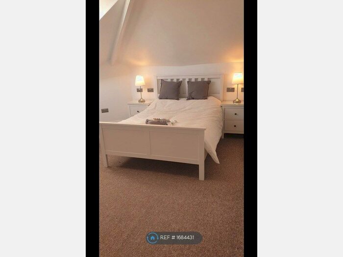 1 Bedroom Flat To Rent In Princes Avenue, Hull, HU5