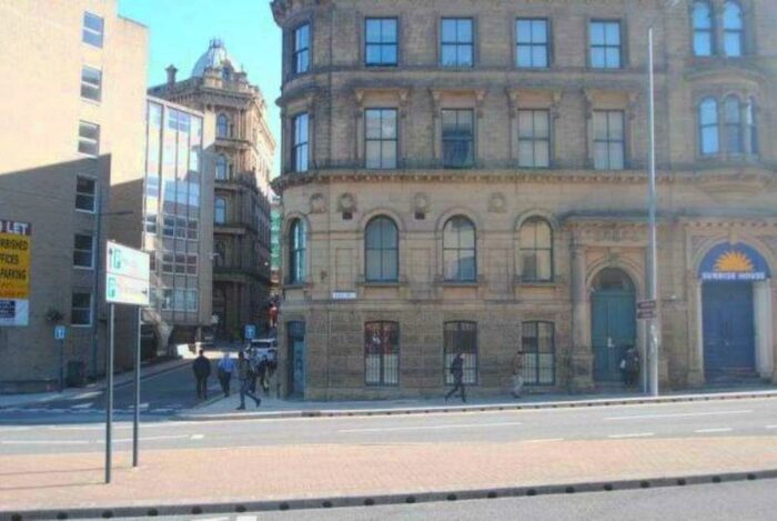 2 Bedroom Apartment To Rent In The Reading Rooms, Leeds Road, Bradford, West Yorkshire, BD1