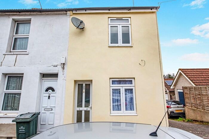 2 Bedroom End Terrace House To Rent In Charles Street, Greenhithe, DA9