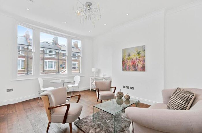 2 Bedroom Apartment To Rent In Birchington Road, West Hampstead, NW6