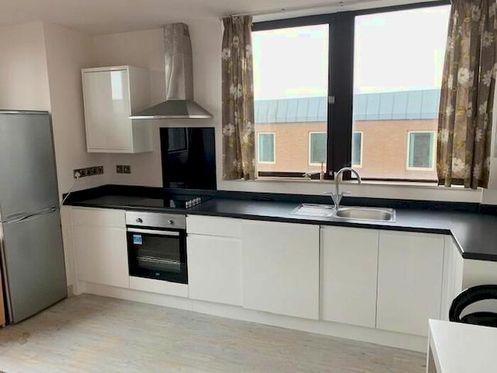 2 Bedroom Flat To Rent In Priestgate, Peterborough PE1