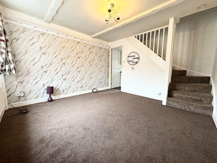 2 Bedroom Terraced House To Rent In Castle Street, Grimsby, DN32