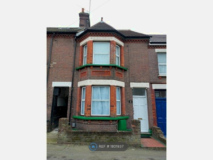 5 Bedroom Terraced House To Rent In High Town Road, Luton, LU2