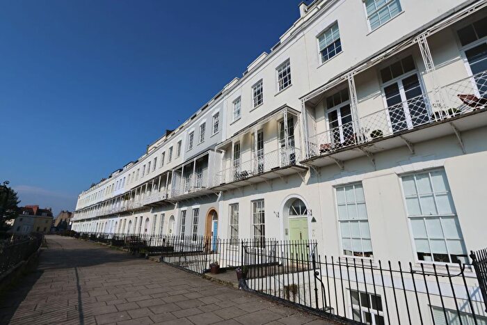 2 Bedroom Flat To Rent In Royal York Crescent, Clifton, Bristol, BS8